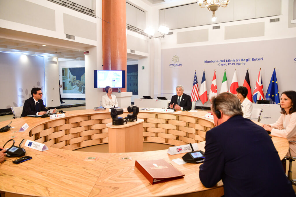Italian Minister of Foreign Affairs Antonio Tajani speaking at the round table