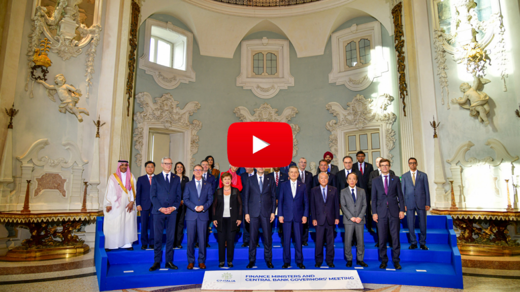 Family photo with invited countries and international organizations - G7 Finance